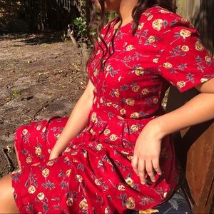 Sarah Elizabeth red floral maxi dress ✨❤️